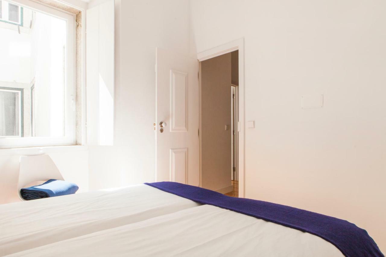 Cozy 1St Floor Flat Central Chiado District With Balconies And Ac 19Th Century Building Lisboa Dış mekan fotoğraf